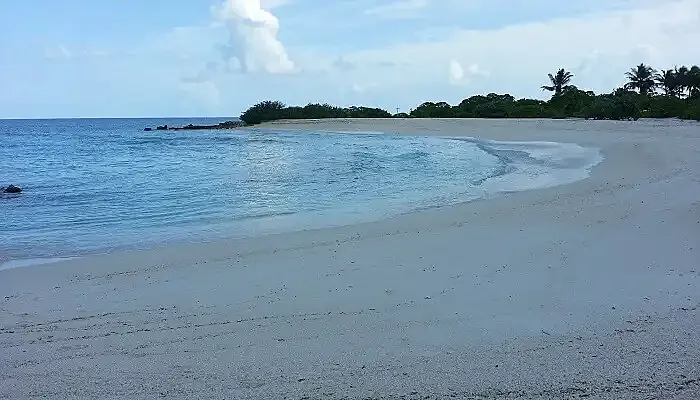 Emboodhu Finolhu Island