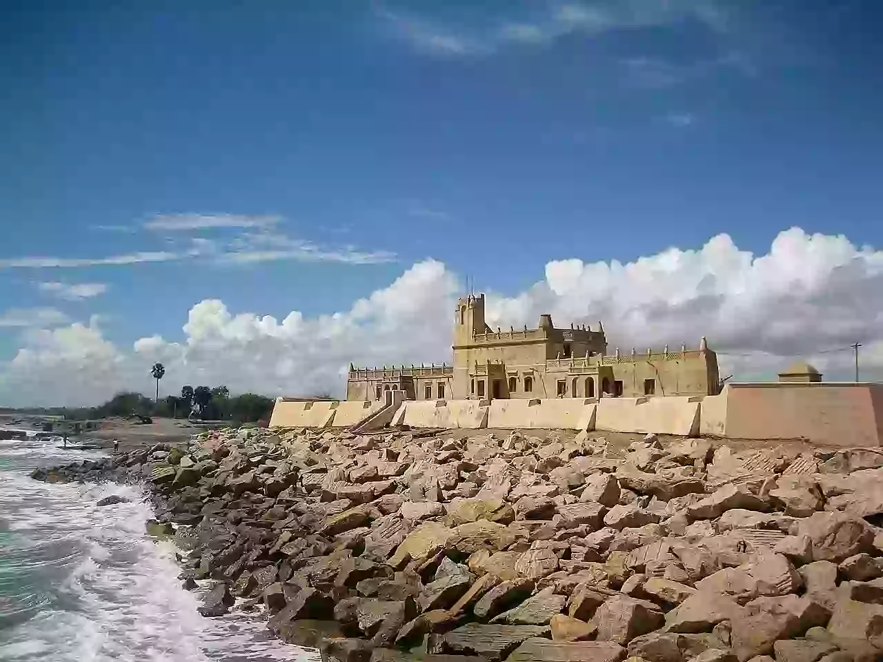 Vijayanagar Fort